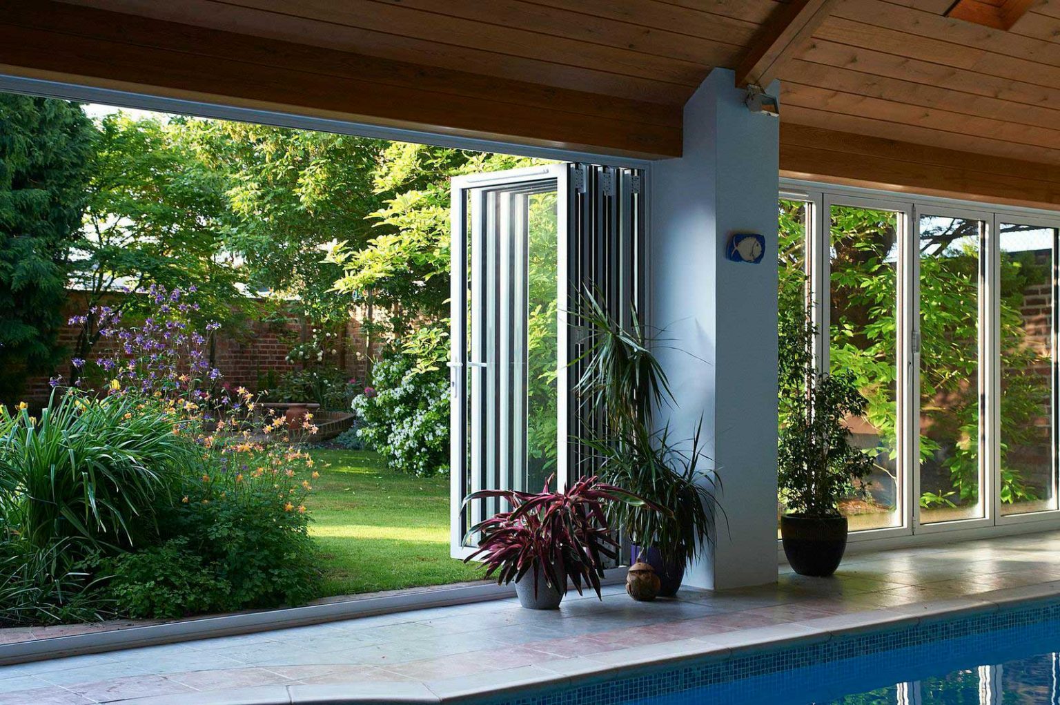 bifold-door-configurations-explained-aluminium-bifold-door-prices